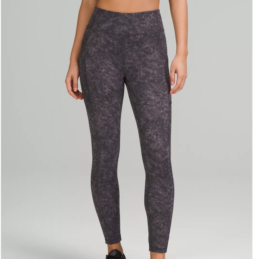 Lululemon WILLING TO TRADE wunder train HR tight 25